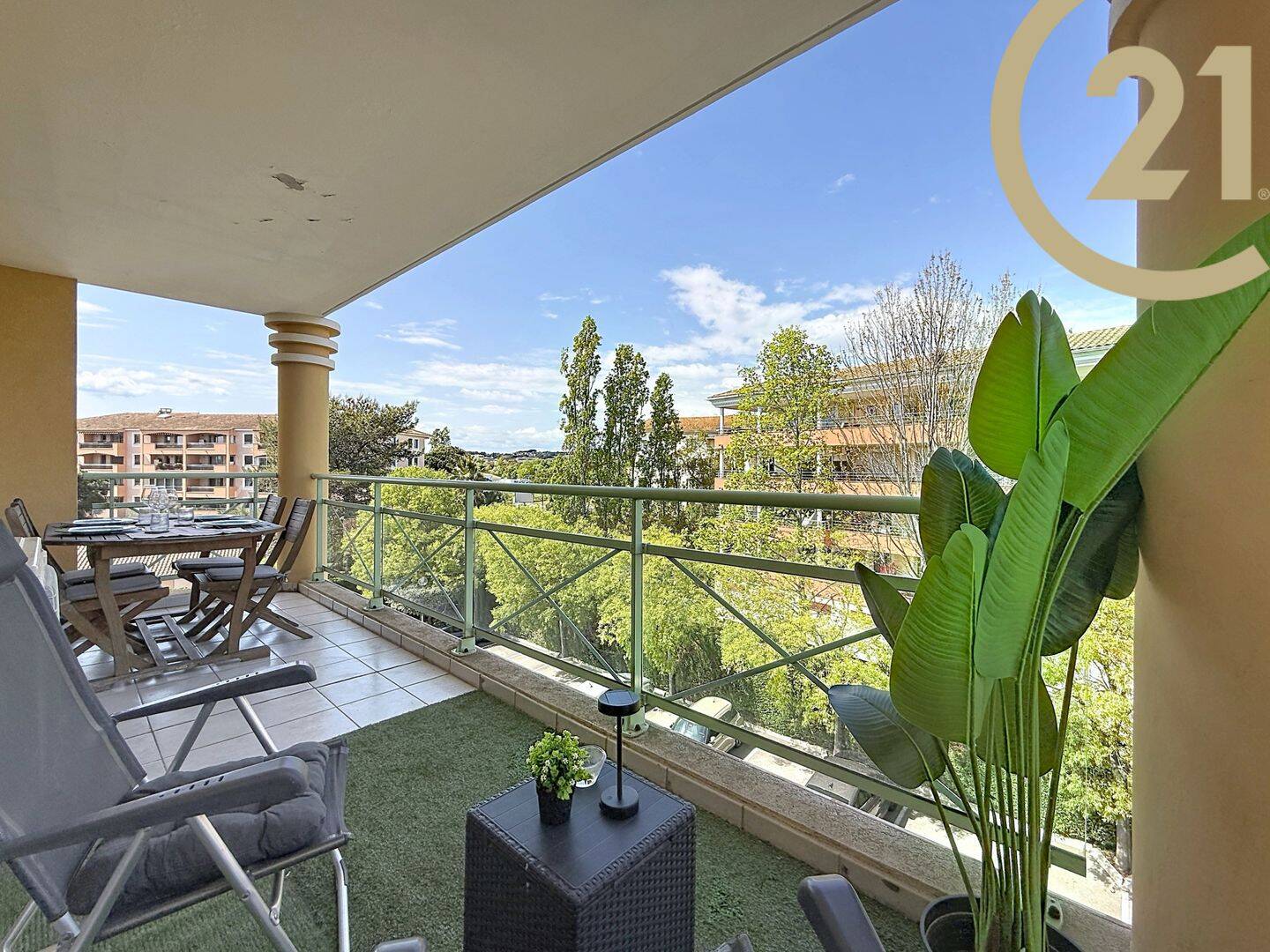 Appartement 1 pièce 25 m² · à Saint-Raphaël · 24,9 m² · 149 900 €