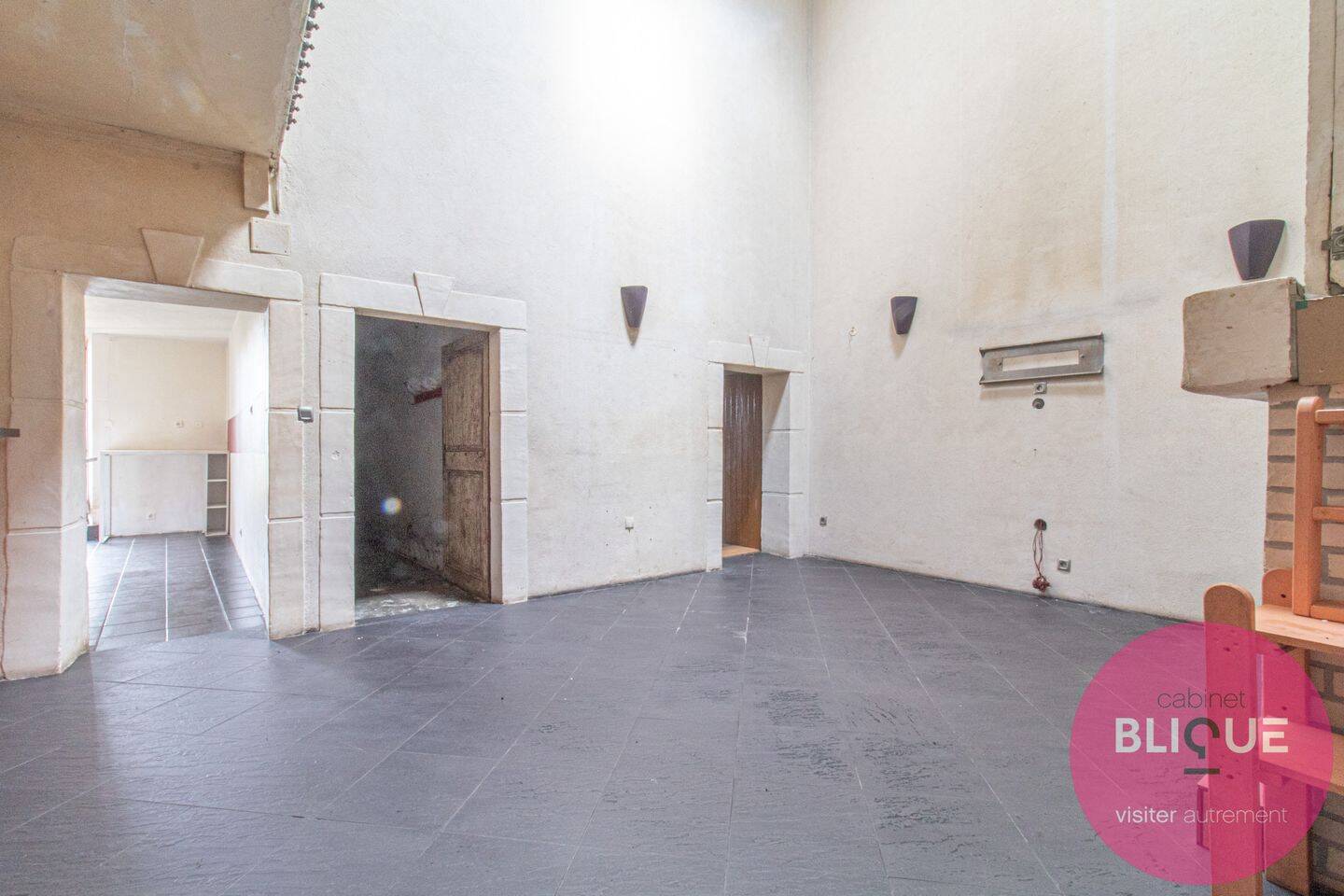 Maison 7 pièces 220 m² · à Saint-Nicolas-de-Port · 220 m² · 138 000 €