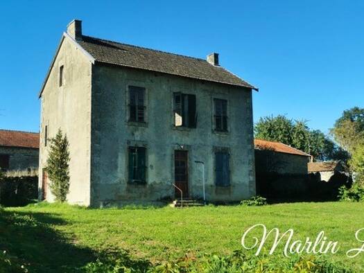 Maison à vendre 55 000 € 5 pièces 4 chambres 184 m² 1 375 m² de terrain Augne 87120