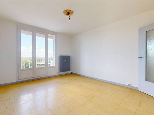 Appartement à louer 750 € 3 pièces 2 chambres 58 m² Étage 7/7 Saint Claude - Torcols Besançon 25000