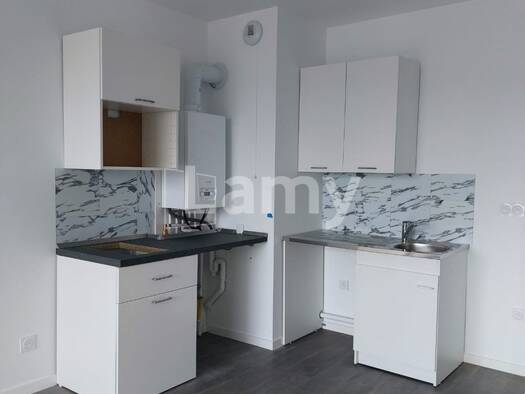 Appartement à louer 570 € 2 pièces 36,8 m² Étage 2/2 dès le 31/05/2026 Douets Milletiere Tours 37100