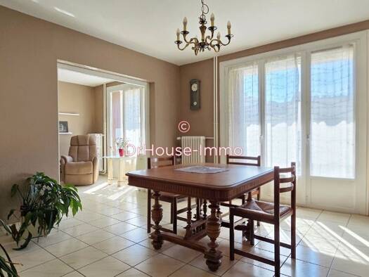 Appartement à vendre 68 000 € 4 pièces 2 chambres 75 m² Étage 5/8 Le Bernay-Valfuret-La Rivière Saint-Étienne 42100