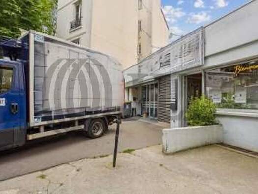 Local d'activités à louer 12 150 € 668 m² d'espace de stockage Billancourt–Rives de Seine Boulogne-Billancourt 92100