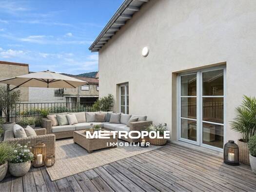 Duplex à vendre 219 000 € 3 pièces 2 chambres 77,1 m² RDC/2 Tarare 69170