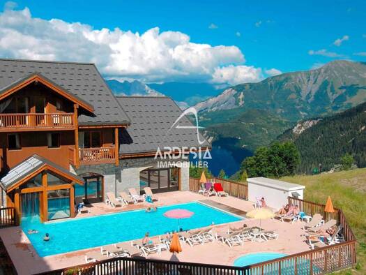 Appartement à vendre 112 000 € 2 pièces 1 chambre 27,6 m² Étage 3/3 Le Corbier 73300