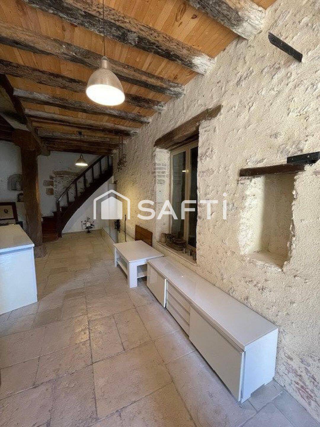 Maison 6 pièces 157 m² · à Meung-sur-Loire · 157 m² · 249 000 €