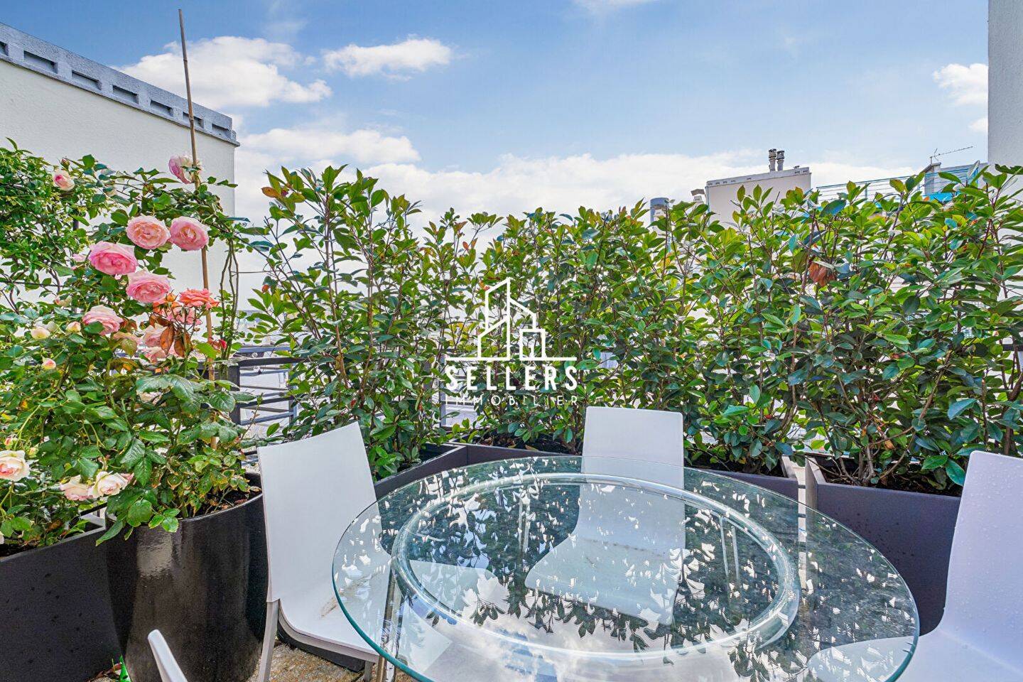 Appartement 2 pièces 44 m² · à Paris 8ème Arrondissement · 44 m² · 1 260 000 €
