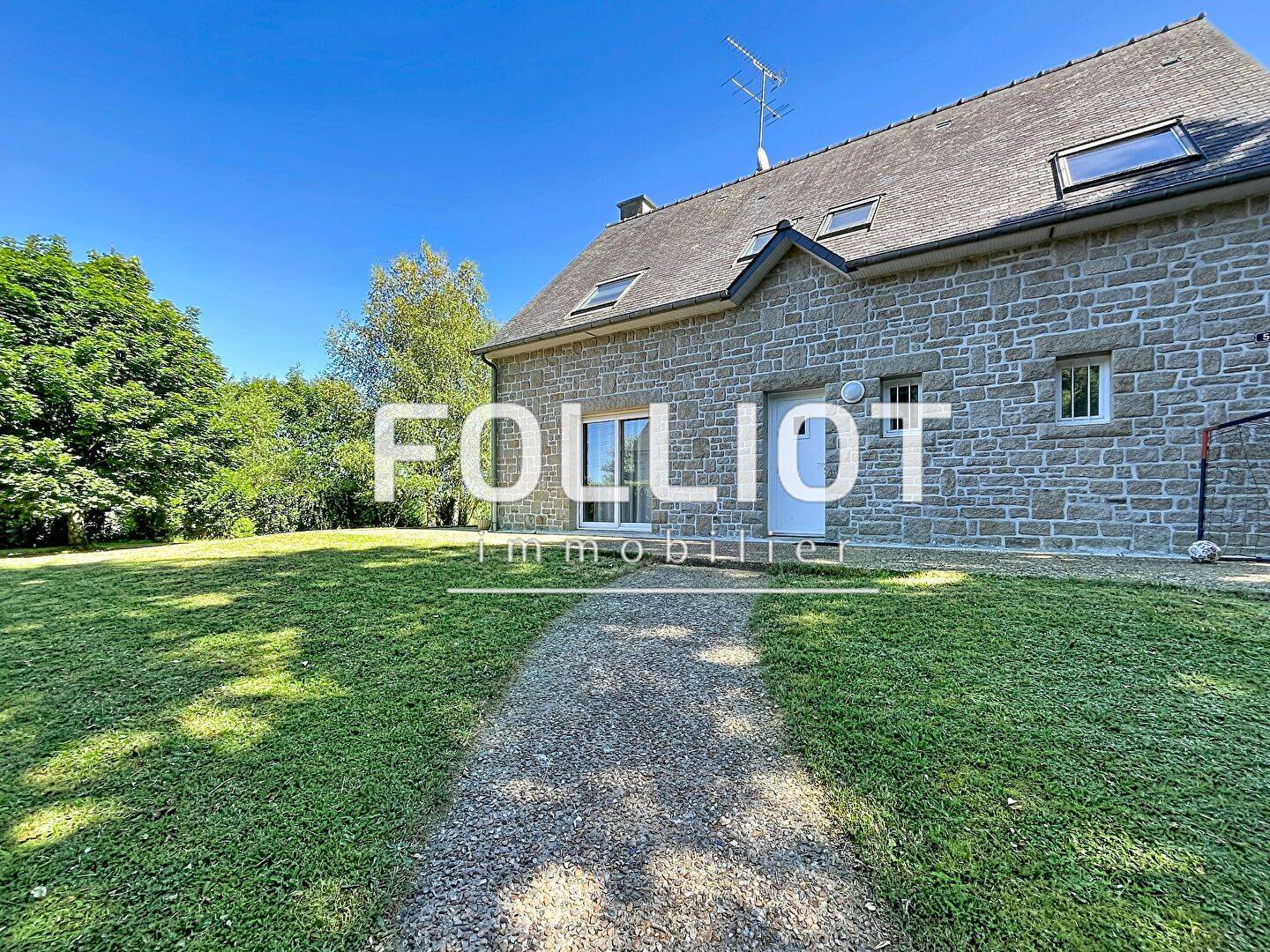 Maison 5 pièces 130 m² · à Lécousse · 130,2 m² · 1 005 €