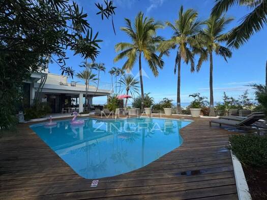 Villa à vendre 2 990 000 € 8 pièces 7 chambres 470 m² Saint-Gilles Les Bains Saint-Paul 97434