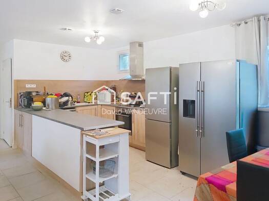 Maison de plain-pied à vendre 110 000 € 5 pièces 2 chambres 82 m² 727 m² de terrain Baraize 36270