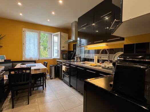 Duplex à vendre 230 000 € 4 pièces 3 chambres 80 m² 2ème étage Saint-Joseph Nantes 44300