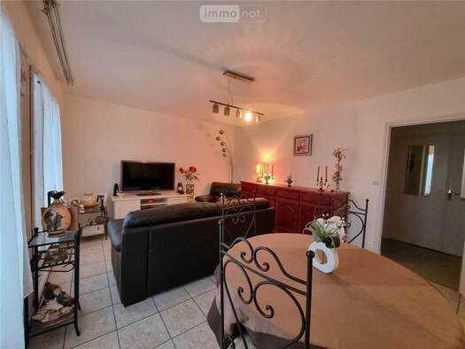 Appartement à vendre 117 400 € 2 pièces 1 chambre 49,8 m² Étage 3/3 Quimper 29000
