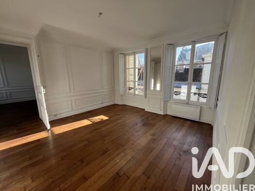 Appartement à vendre 295 000 € 3 pièces 2 chambres 59,6 m² Étage 1/1 Centre Ville Ouest Fontainebleau 77300