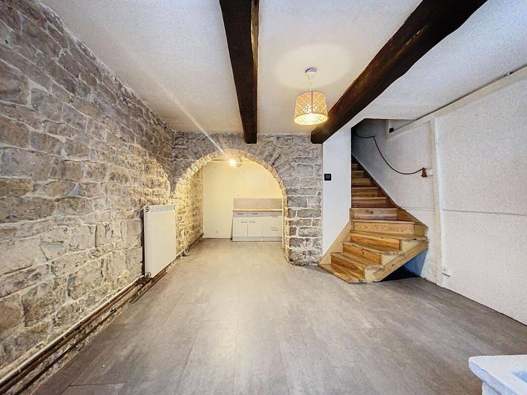 Maison 3 pièces 68 m² · à Calvisson · 68 m² · 120 000 €