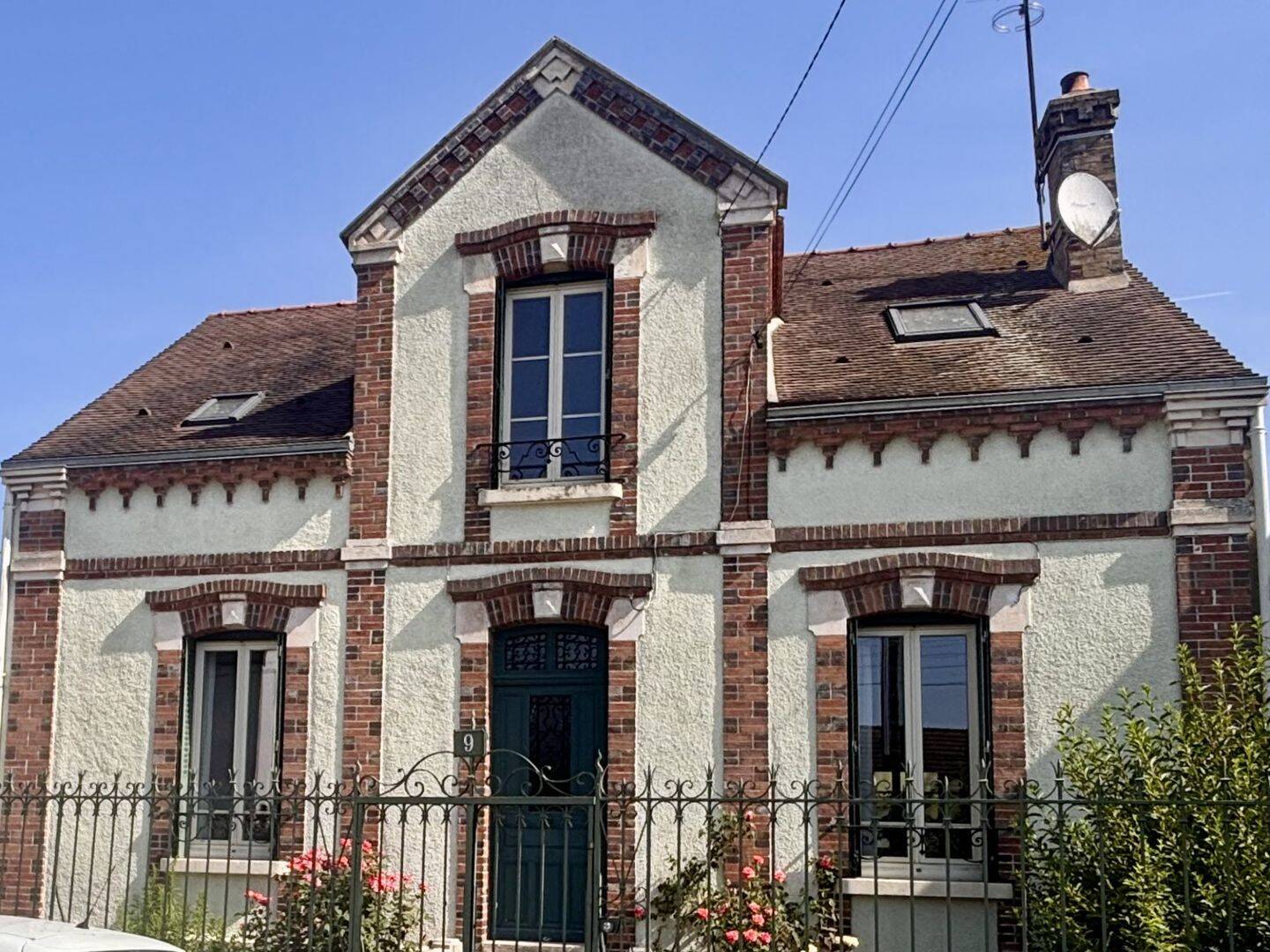 Maison 8 pièces 158 m² · à Sens · 158 m² · 264 000 €