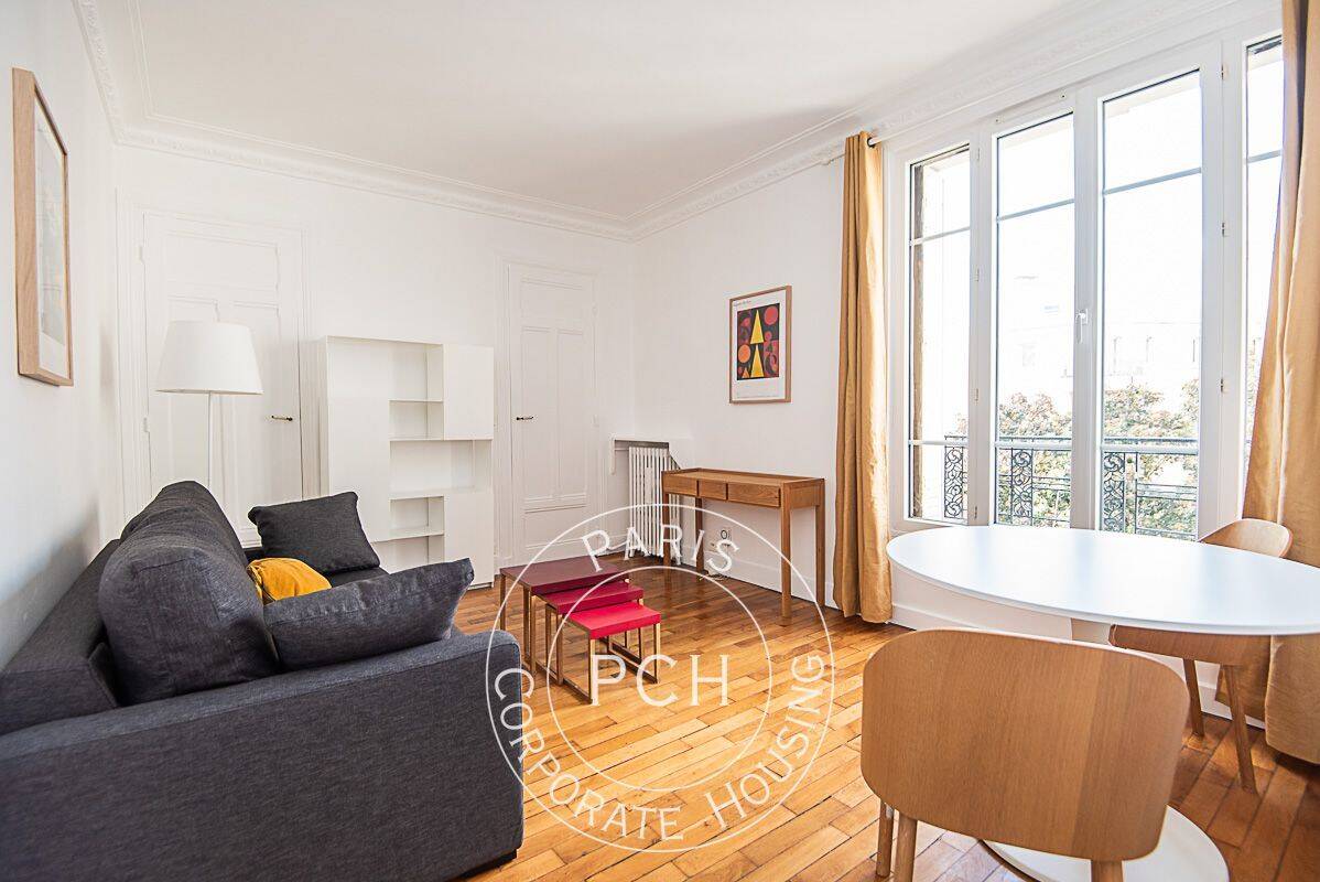 Appartement 1 pièce 25 m² · à Paris 17ème Arrondissement · 25 m² · 1 200 €/mois