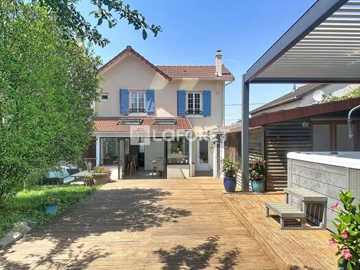 Maison à vendre 672 000 € 5 pièces 3 chambres 106 m² 483 m² de terrain Tremblay Champigny-sur-Marne 94500