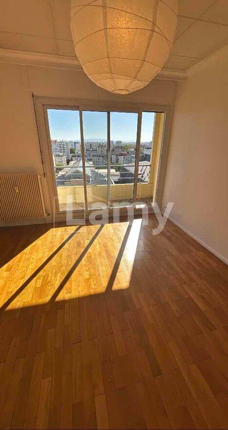 Appartement 2 pièces 47 m² · à Lyon 8ème Arrondissement · 47,4 m² · 763 €/mois
