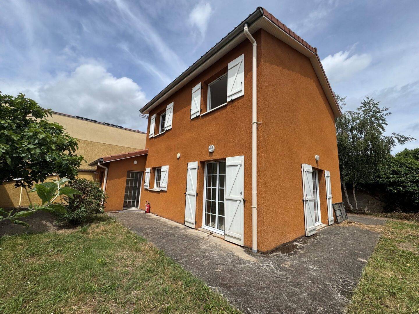 Maison 6 pièces 89 m² · à Feurs · 88,9 m² · 980 €