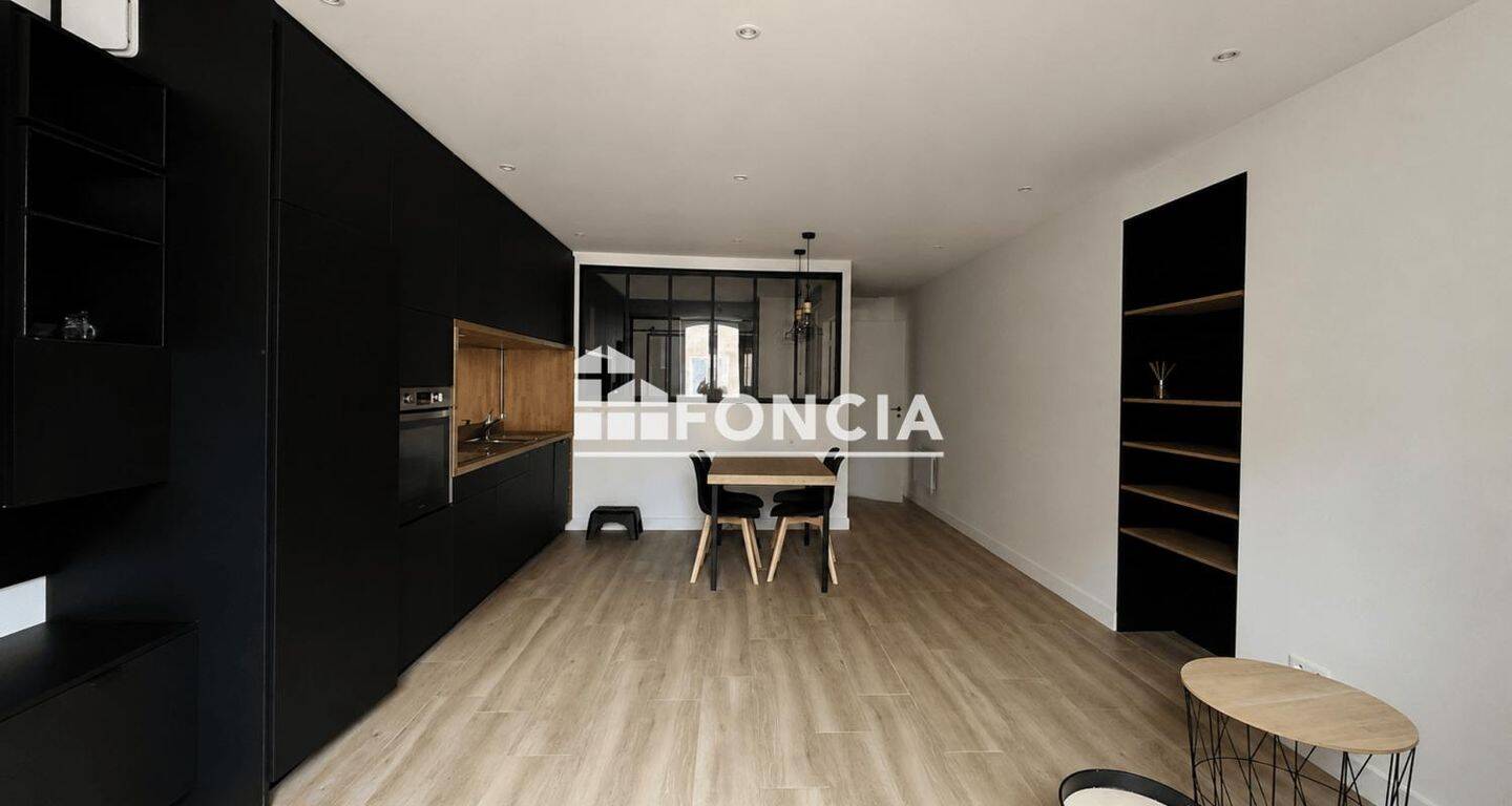Appartement 2 pièces 45 m² · à Villefranche-sur-Saône · 45 m² · 720 €