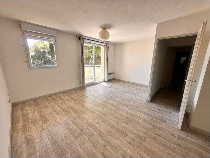 Appartement 4 pièces 64 m² · à Toulouse · 64 m² · 906 €
