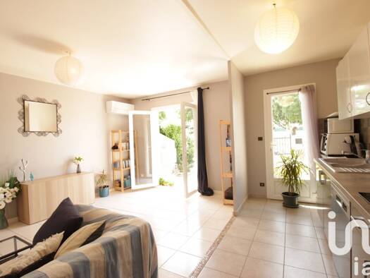 Maison de plain-pied à vendre 234 000 € 3 pièces 2 chambres 70 m² 239 m² de terrain Montesquieu-des-Albères 66740