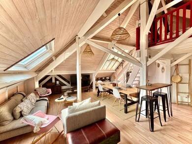 Loft à vendre 557 000 € 3 pièces 2 chambres 106 m² Sous le toit, Étage 2/2 Biarritz 64200