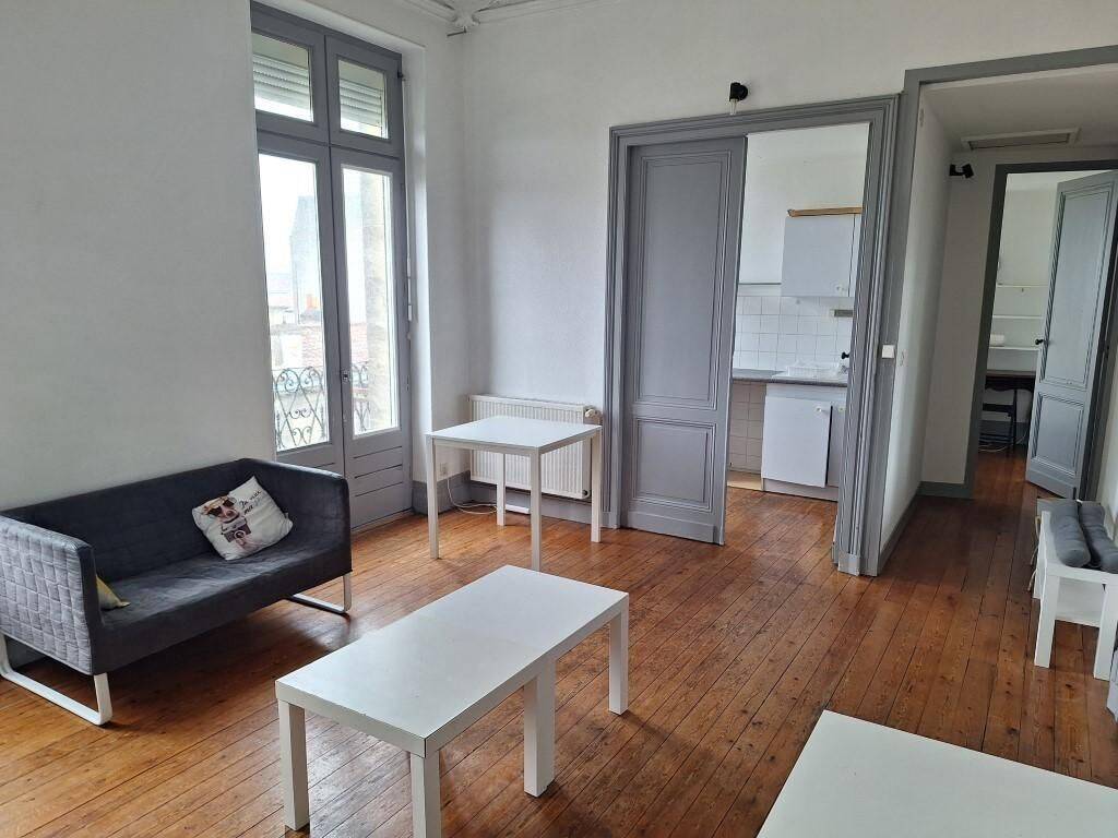 Appartement 2 pièces 41 m² · à Bordeaux · 41,2 m² · 907 €