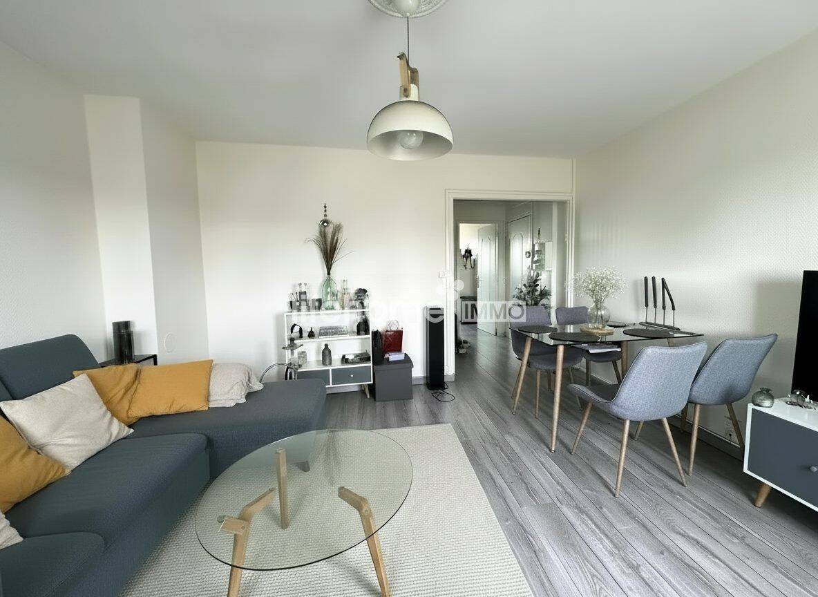 Appartement 3 pièces 64 m² · à Châteauroux · 64 m² · 70 000 €