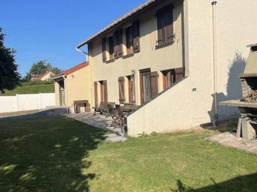 Maison à vendre 284 000 € 6 pièces 4 chambres 140 m² 3 335 m² de terrain Flers-sur-Noye 80160