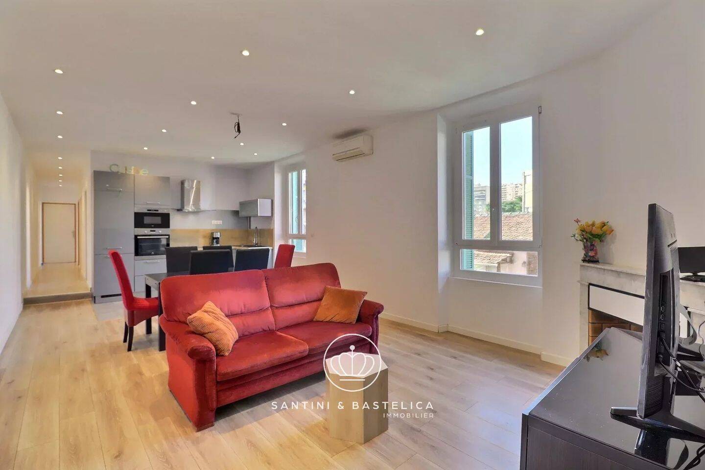 Appartement 3 pièces 83 m² · à Ajaccio · 82,5 m² · 247 000 €