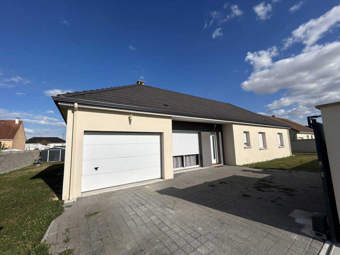 Maison 5 pièces 97 m² · à Pars-lès-Romilly · 97 m² · 215 000 €