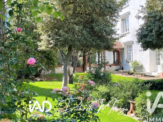 Demeure à vendre 890 000 € 11 pièces 6 chambres 380 m² 867 m² de terrain Collegiale Mantes-la-Jolie 78200