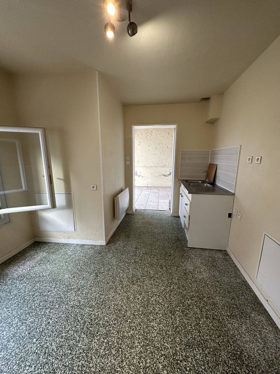 Maison 6 pièces 112 m² · à Parcoul-Chenaud · 112 m² · 76 000 €