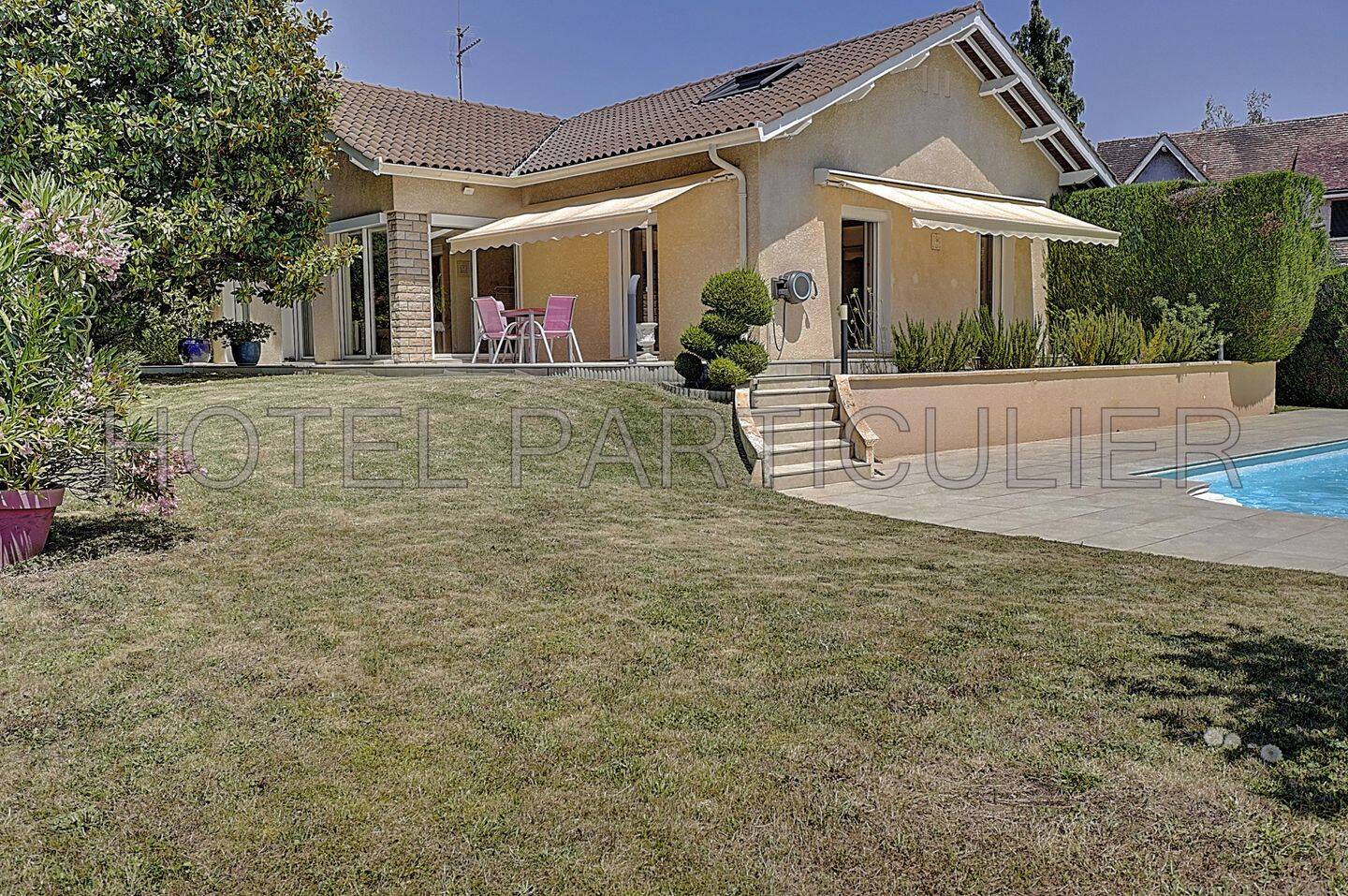 Maison 5 pièces 193 m² · à Sathonay-Village · 193 m² · 665 000 €