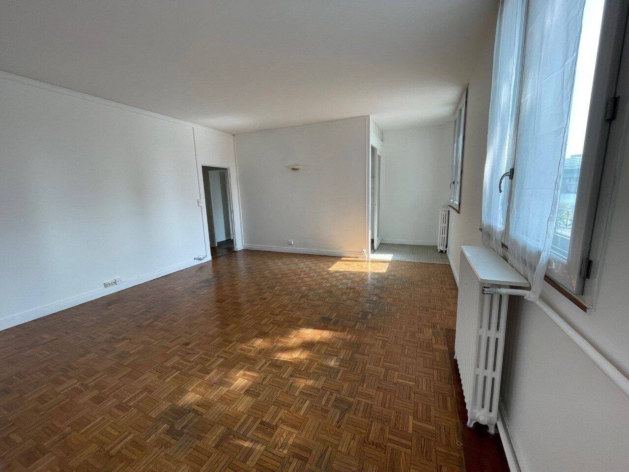 Appartement 2 pièces 59 m² · à Paris 16ème Arrondissement · 58,7 m² · 1 567 €/mois
