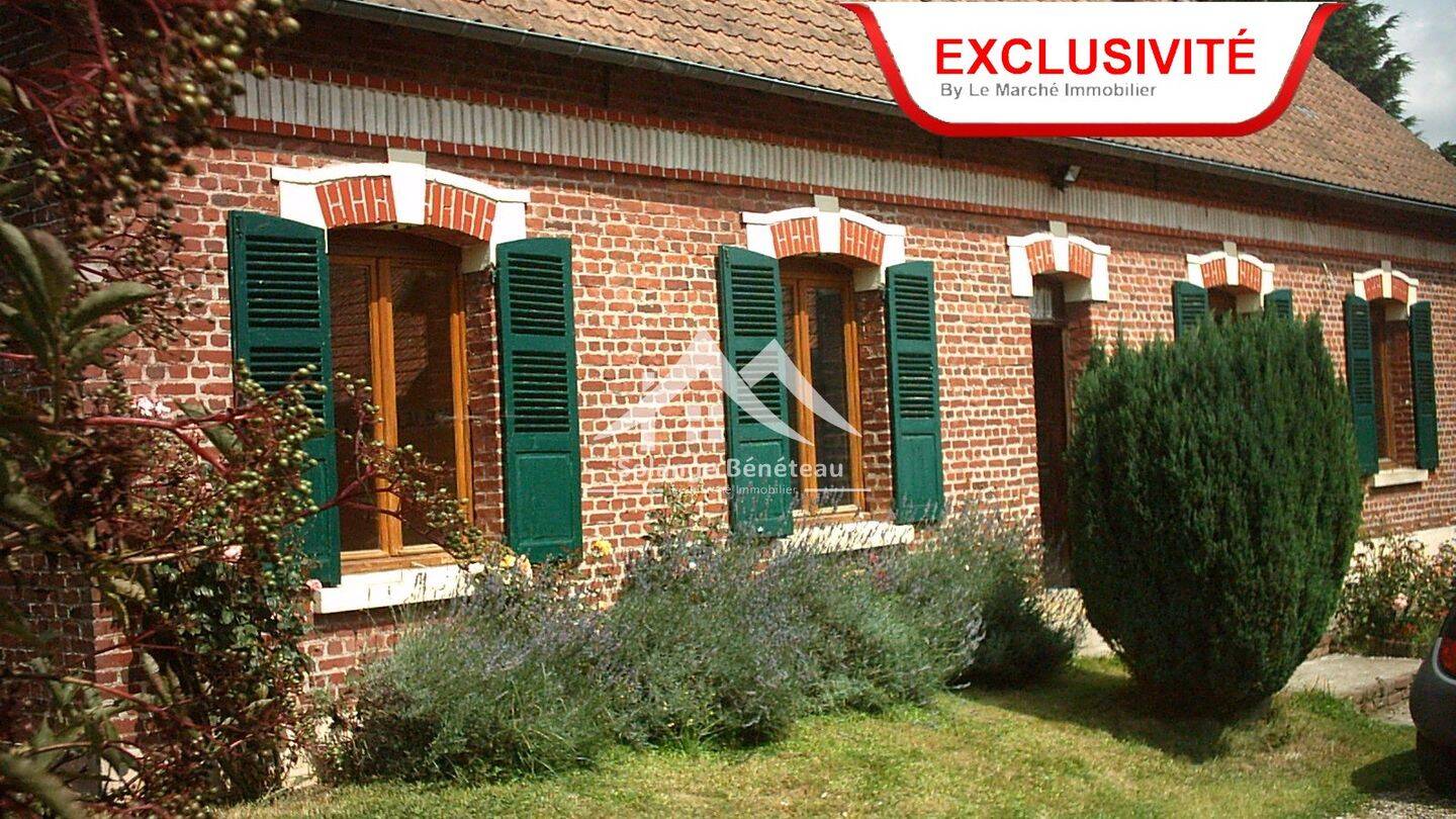 Maison 13 pièces 303 m² · à Courcelette · 303 m² · 291 400 €