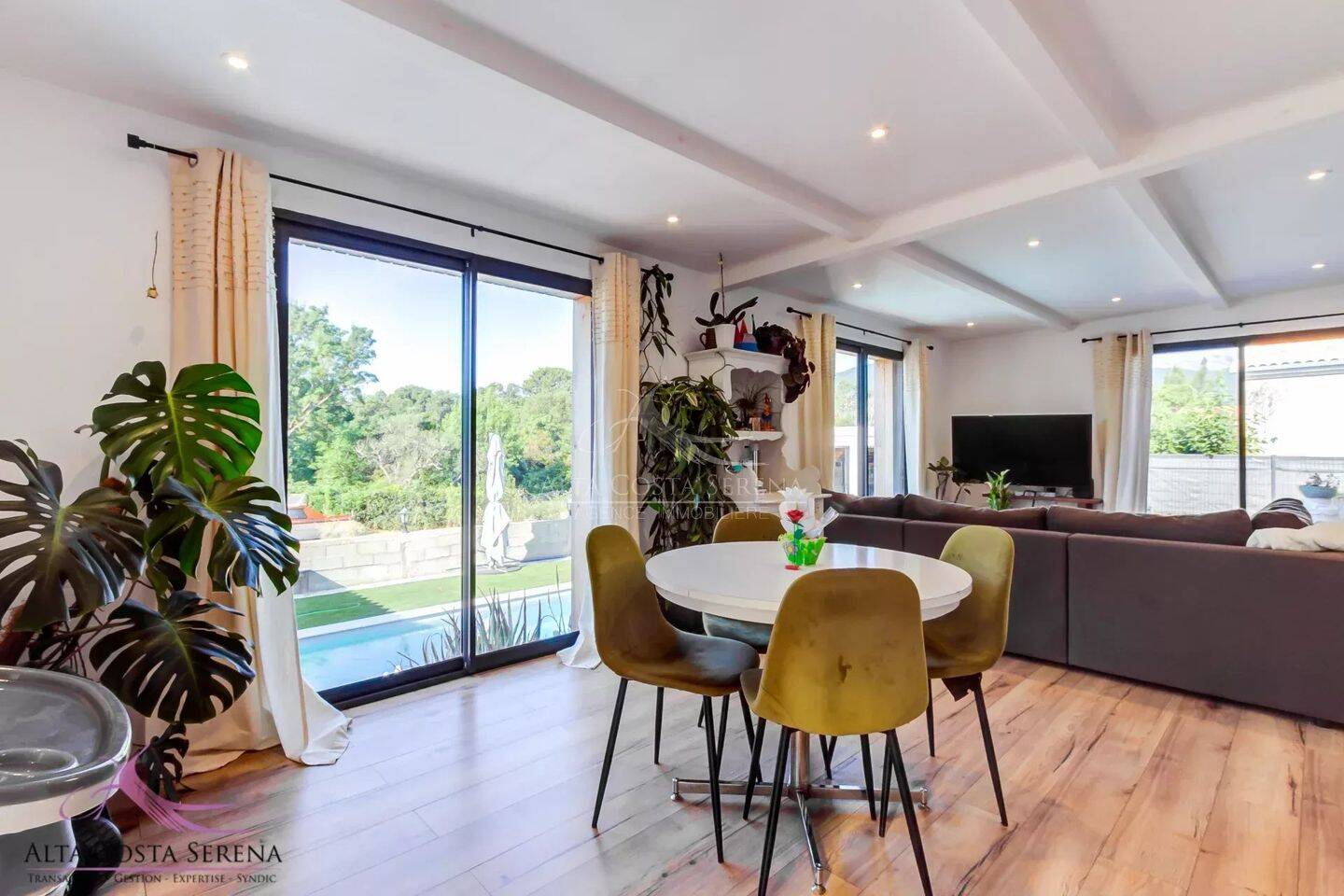 Maison 8 pièces 149 m² · à Ventiseri · 149,1 m² · 377 000 €