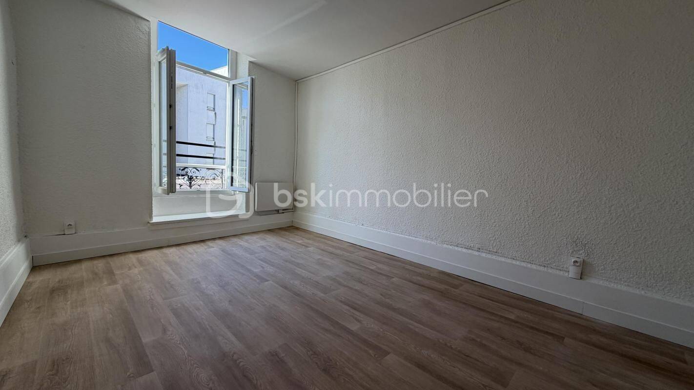Appartement 2 pièces 69 m² · à Romans-sur-Isère · 69 m² · 650 €/mois