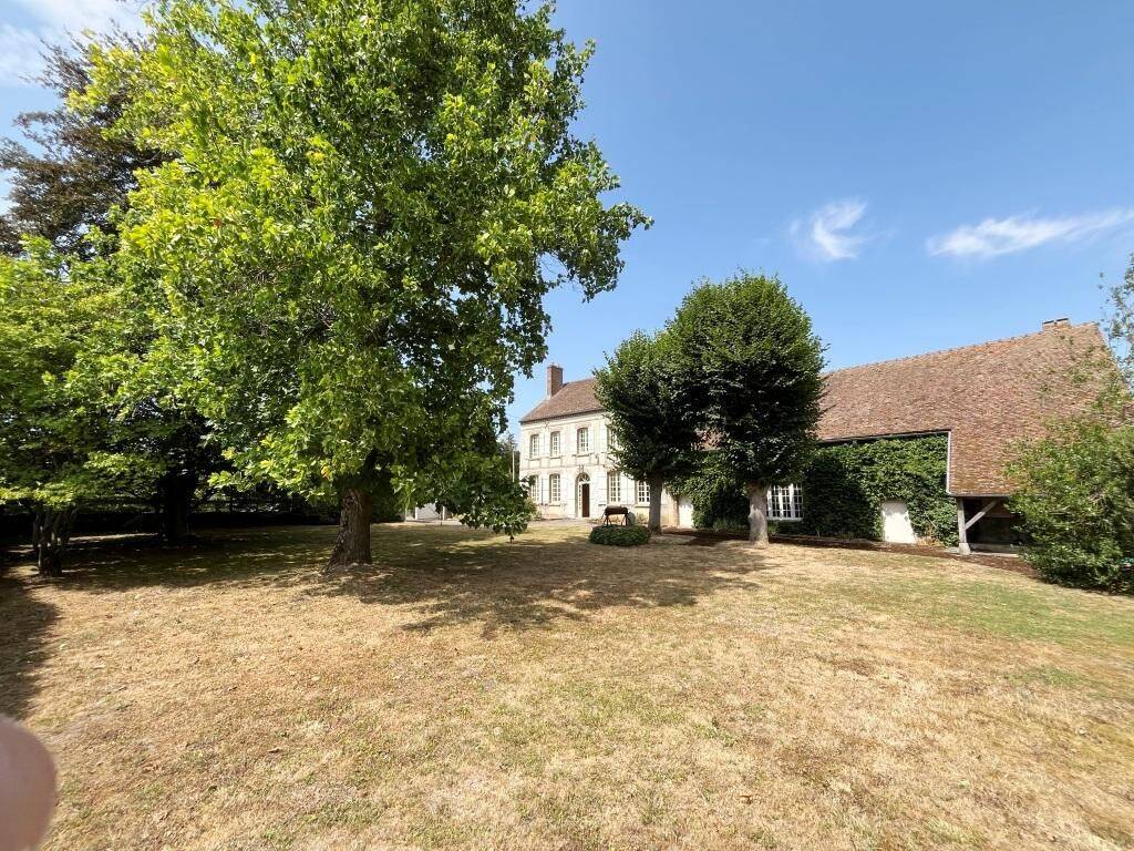 Maison 8 pièces 230 m² · à Sens · 230 m² · 325 001 €