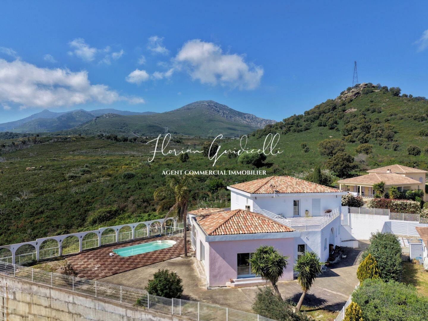 Maison 7 pièces 260 m² · à Biguglia · 260 m² · 599 000 €