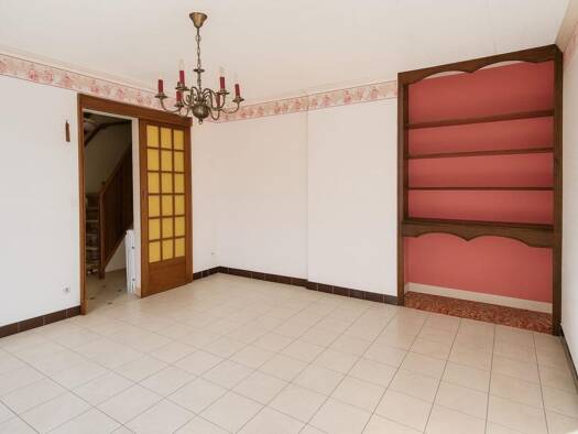 Maison à vendre 138 000 € 5 pièces 3 chambres 91 m² 290 m² de terrain Centre Ville Noyon 60400