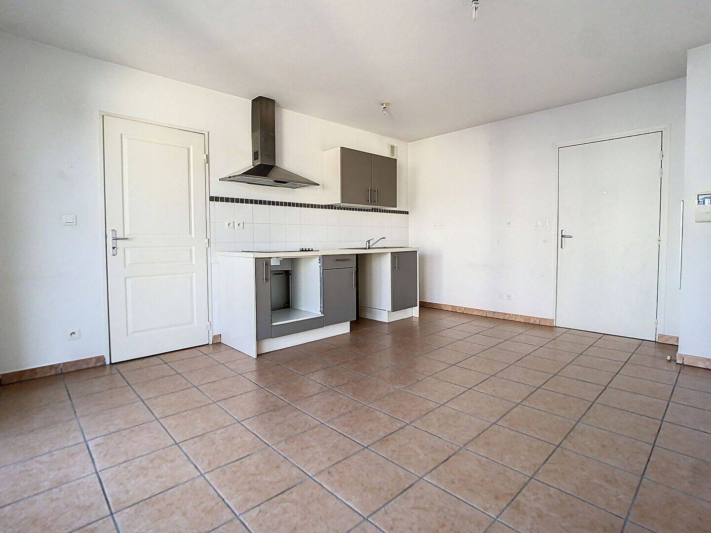 Appartement 2 pièces 39 m² · à Tassin-la-Demi-Lune · 38,5 m² · 699 €