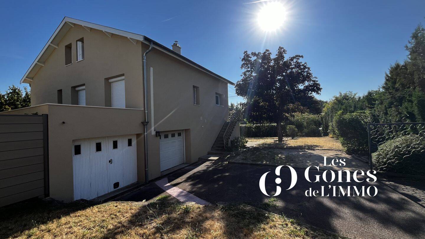 Maison 6 pièces 154 m² · à Saint-Genis-les-Ollières · 154,4 m² · 1 900 €