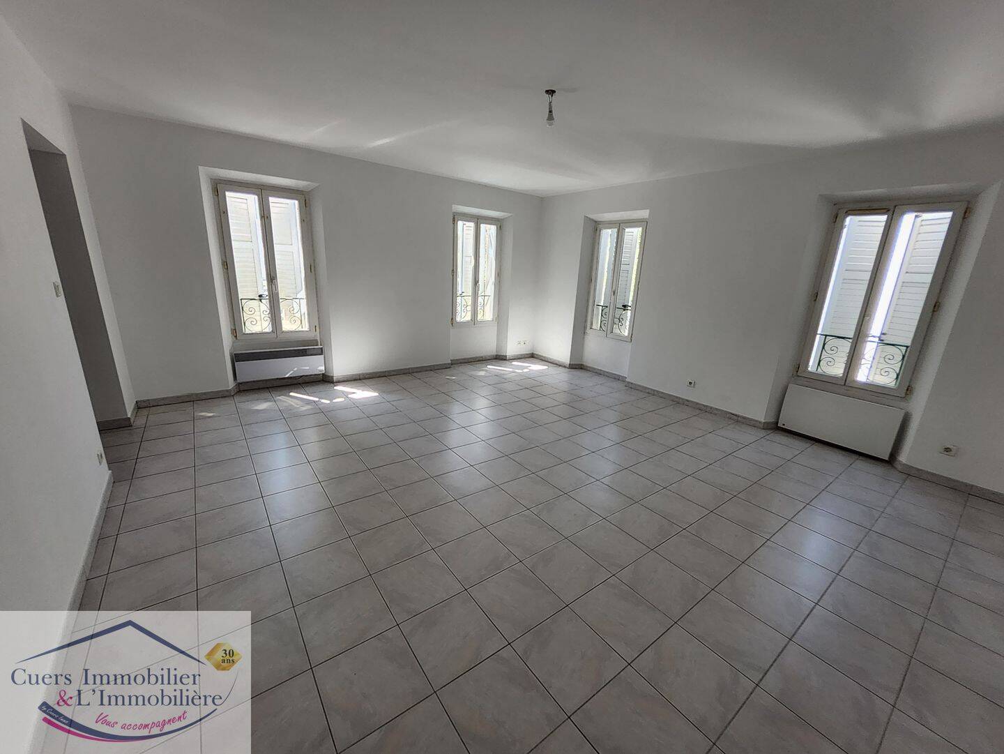 Appartement 4 pièces 73 m² · à Toulon · 73,1 m² · 875 €/mois