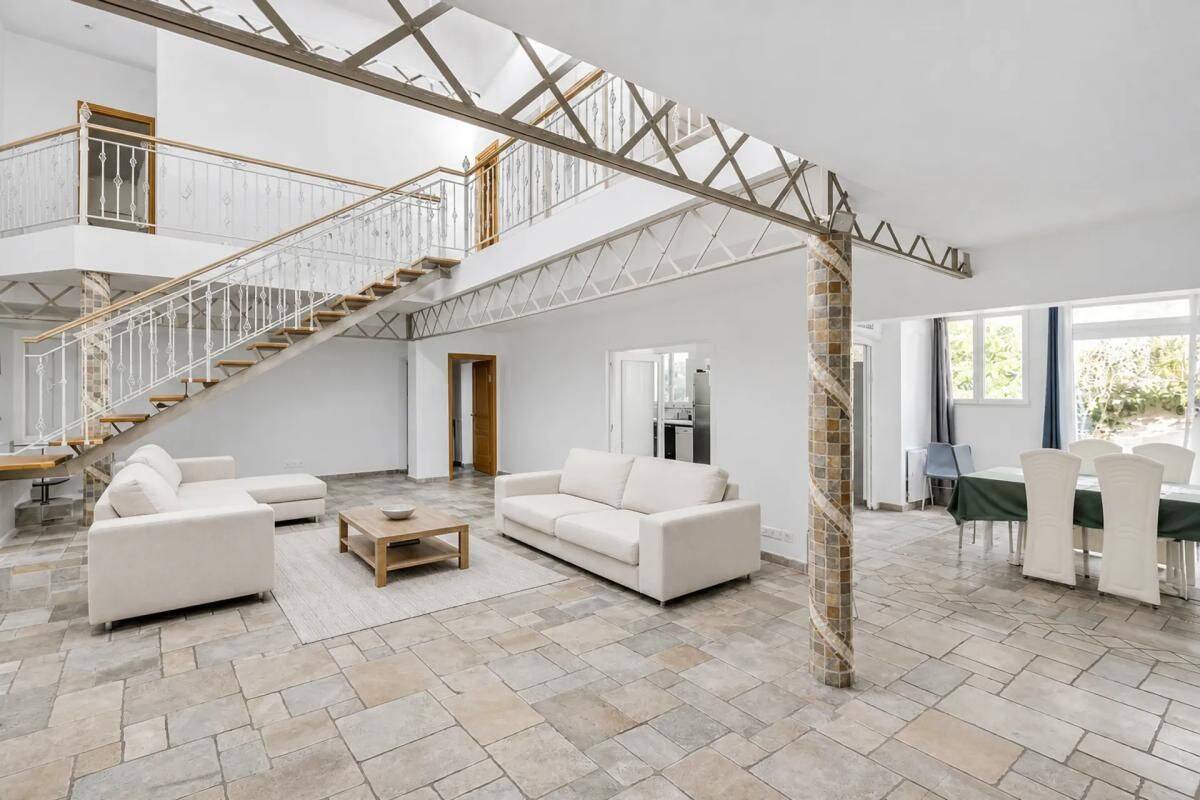 Maison 7 pièces 225 m² · à Joinville-le-Pont · 225 m² · 835 000 €