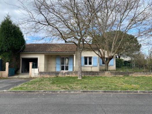 Maison de plain-pied à vendre 248 000 € 4 pièces 3 chambres 81 m² 330 m² de terrain Revel 31250