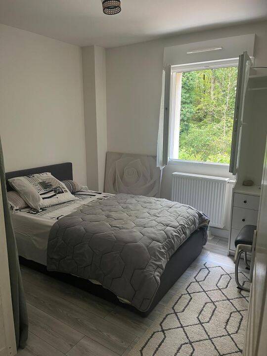 Appartement 1 pièce 10 m² · à Chelles · 10 m² · 550 €