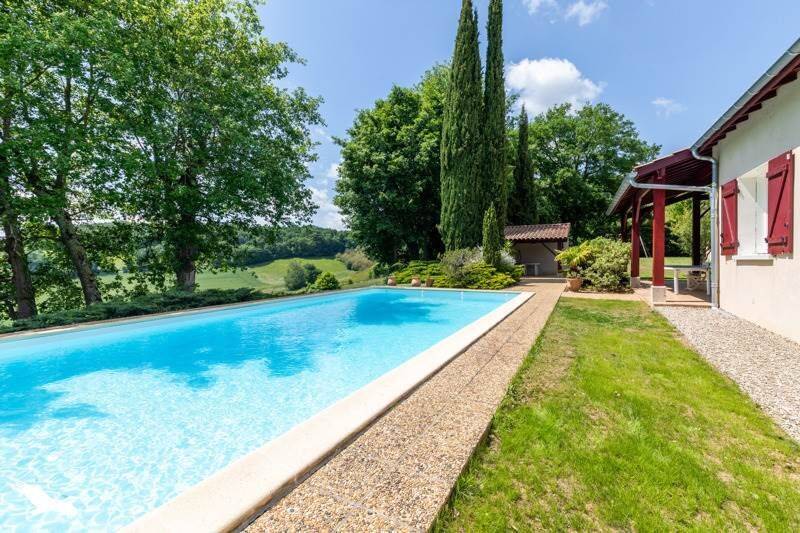 Maison 8 pièces 208 m² · à Agen · 208 m² · 410 500 €