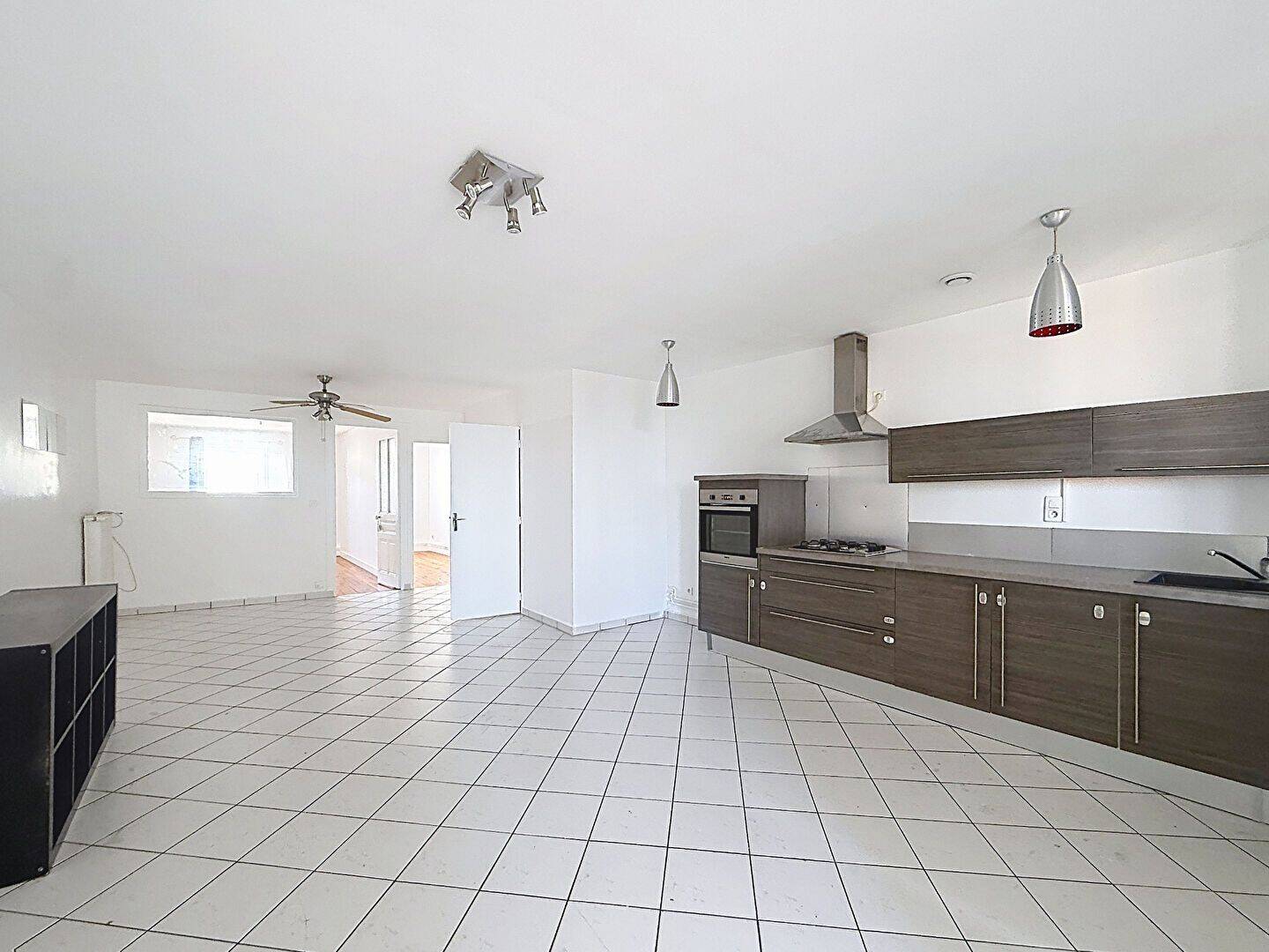Appartement 3 pièces 82 m² · à Meximieux · 82 m² · 890 €/mois